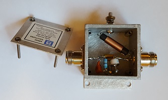 cover removed from the Array Solutions AS-303 arrestor